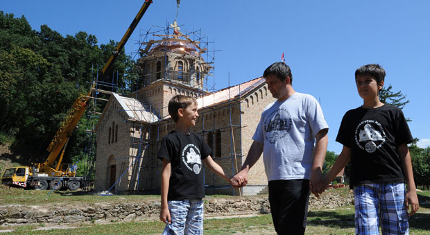 Опет сија злато Немањића